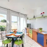 아파트 Palmiers I-1 By Interhome *