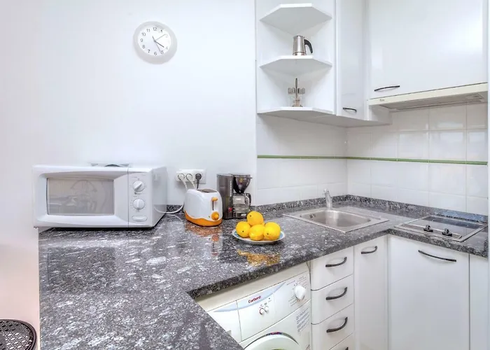 Palmiers I-1 By Interhome Appartement